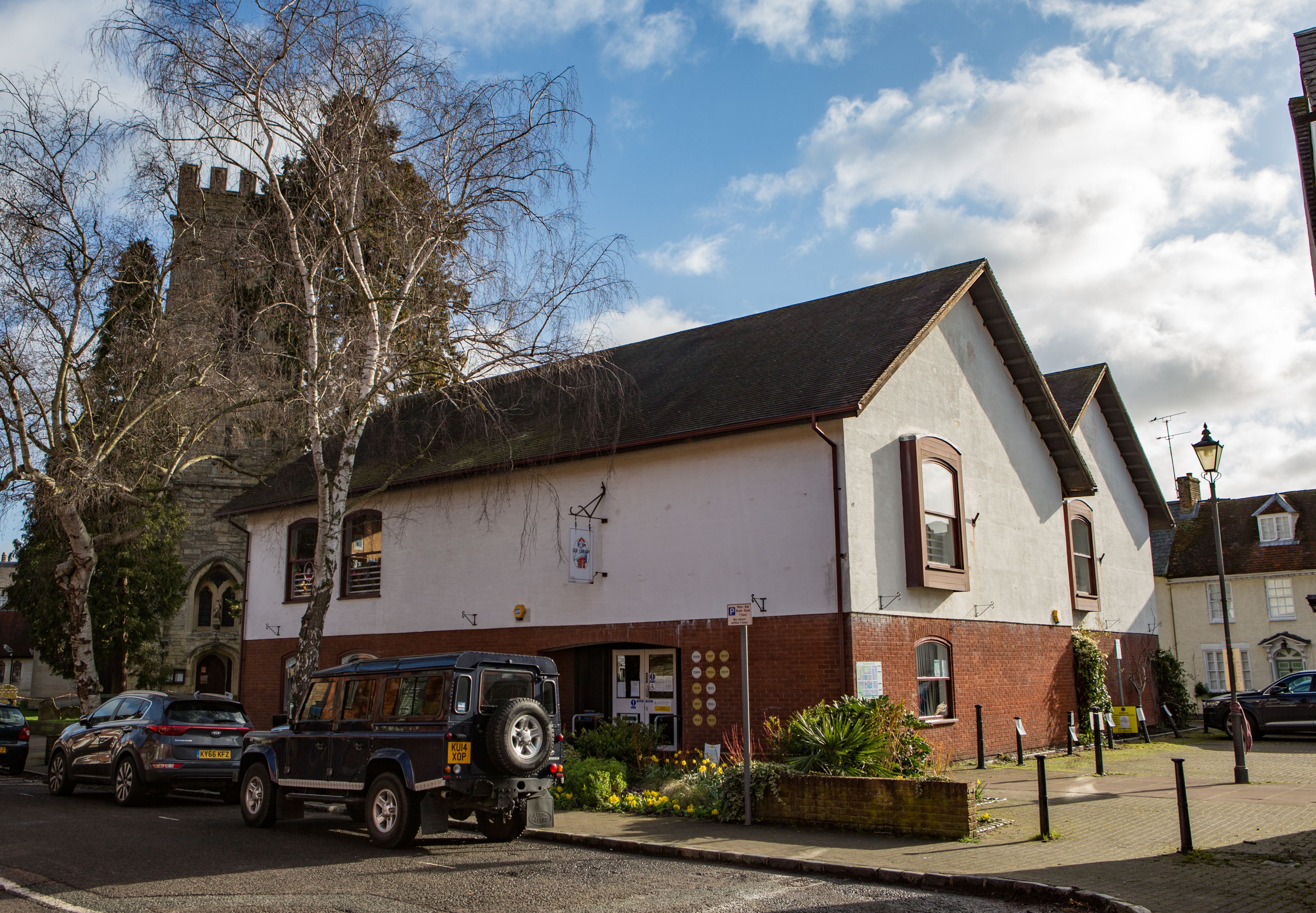 Wolverton Community Energy installed 20 kWp of solar PV on the roof of the Stony Stratford Library and Council building.